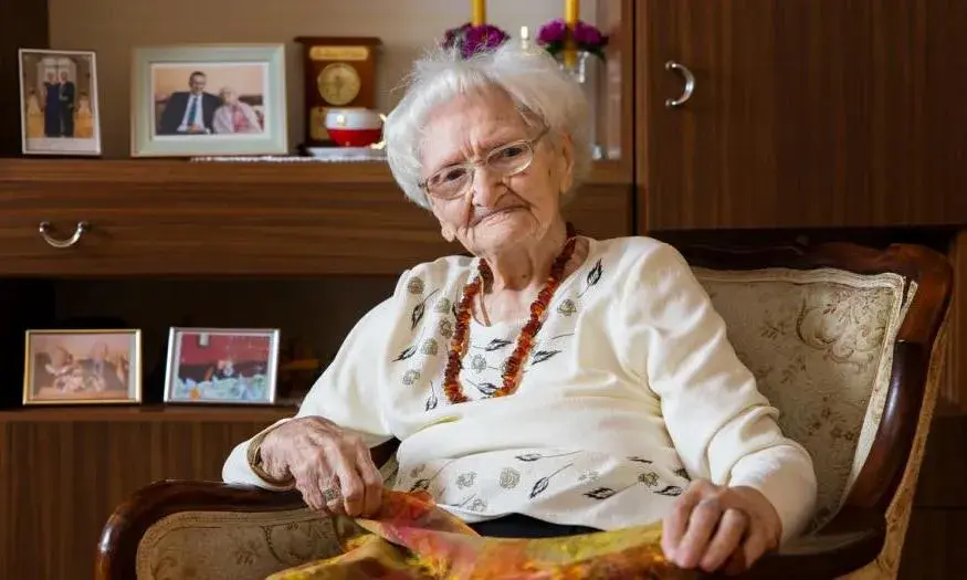Najstarsza Polka ile ma lat? Fascynująca historia Wandy Szajowskiej
