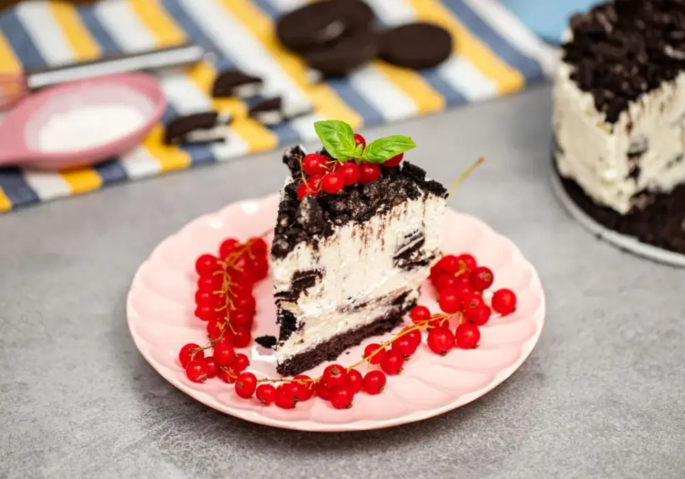 Prosty przepis na ciasto Oreo bez pieczenia, które zachwyci każdego