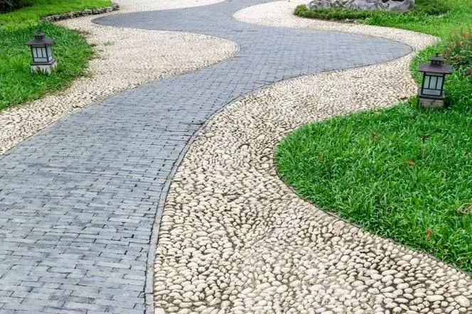 Jaki żwir na ścieżkę? 5 najlepszych rodzajów do ogrodu
