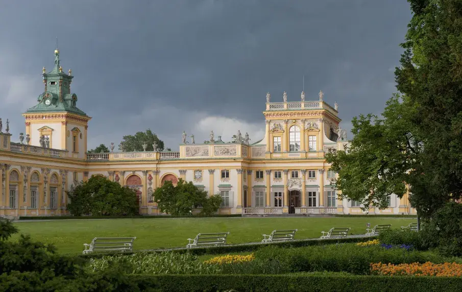 Pałac królewski w Wilanowie - historia, architektura i atrakcje muzealne