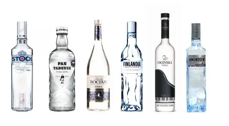 Ile procent ma wódka smakowa? Sprawdź jej moc i różnice!