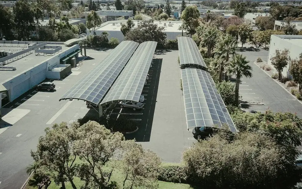 On-grid czy off-grid: który system fotowoltaiczny jest lepszy dla domu?