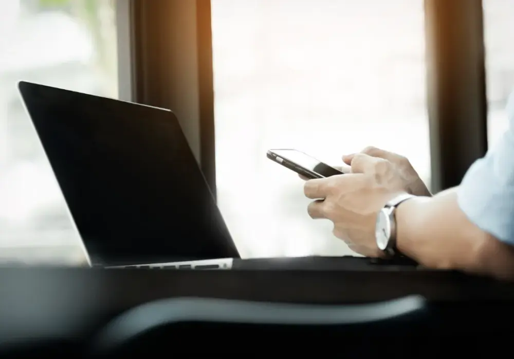 Co oferują gry na żywo na platformach online?