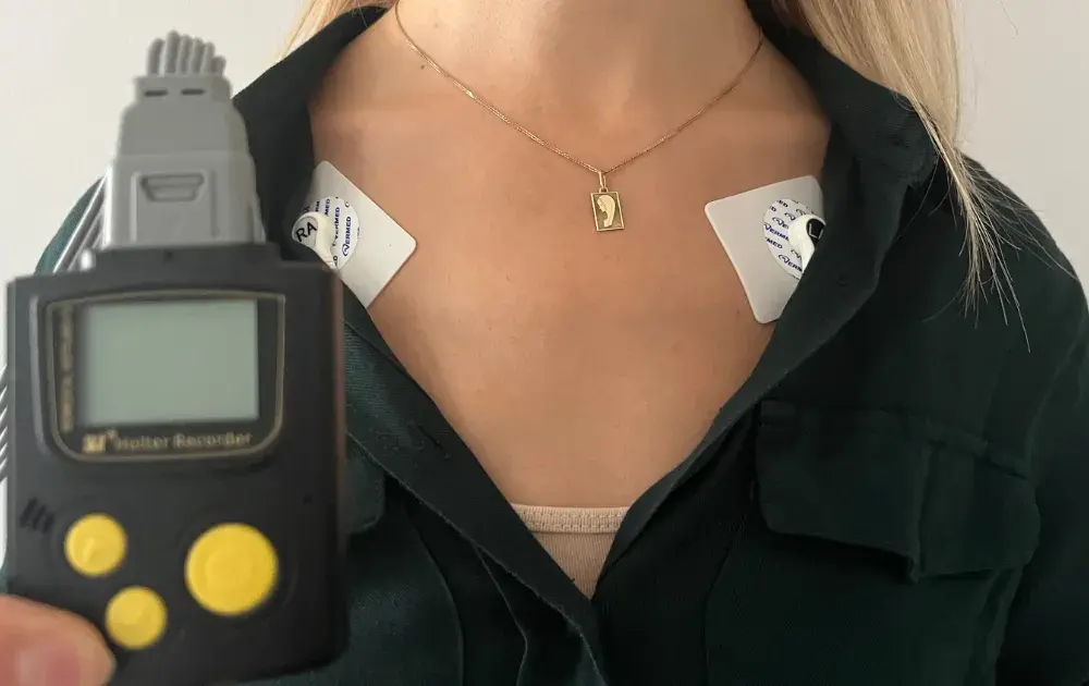 Czy do EKG trzeba zdjąć biżuterię i co jeszcze warto wiedzieć?