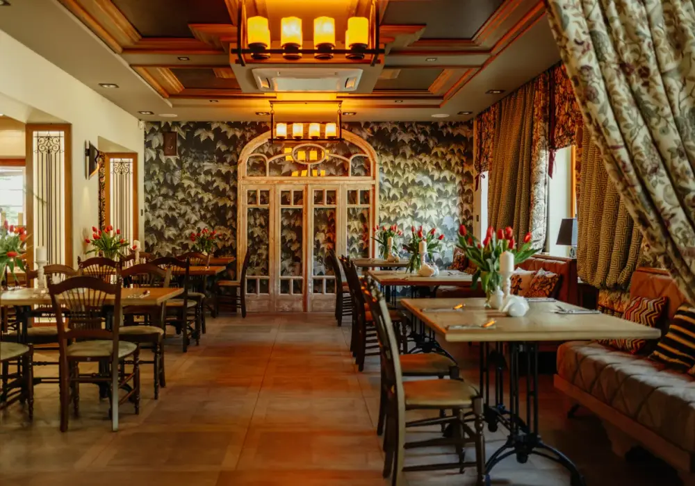 Najlepsze miejsca na obiad w Srebrnej Górze - smaczne restauracje