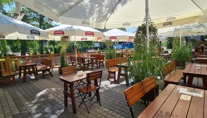 Gdzie zjeść na Wyspie Sobieszewskiej? Najlepsze miejsca na posiłek