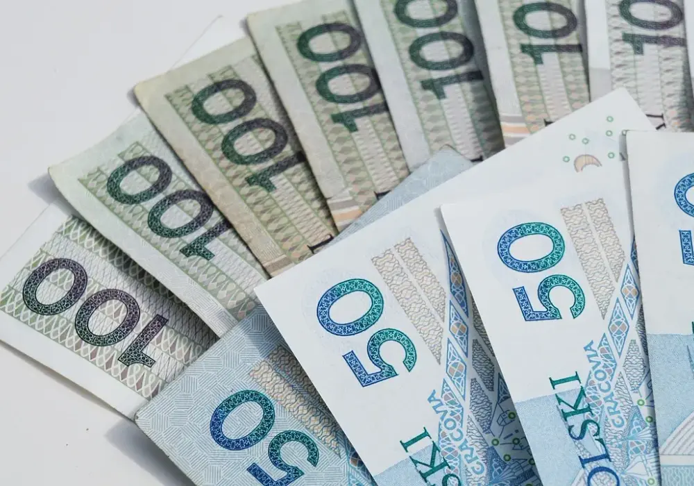 Zarobki nauczycieli w Polsce, czyli wieczna kość społecznej niezgody