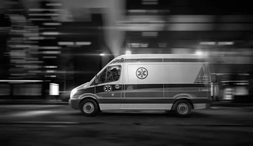 Sygnał karetki pogotowia: co oznacza i jak reagować na niego