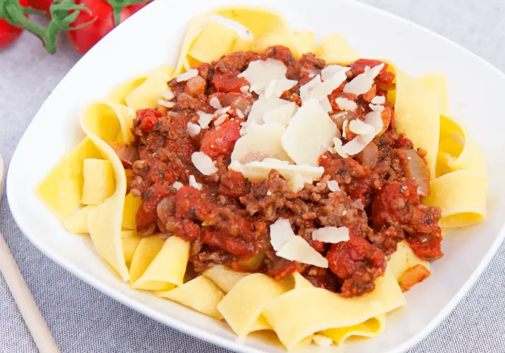 Jak zrobić dobre spaghetti - prosty przepis na idealne danie włoskie