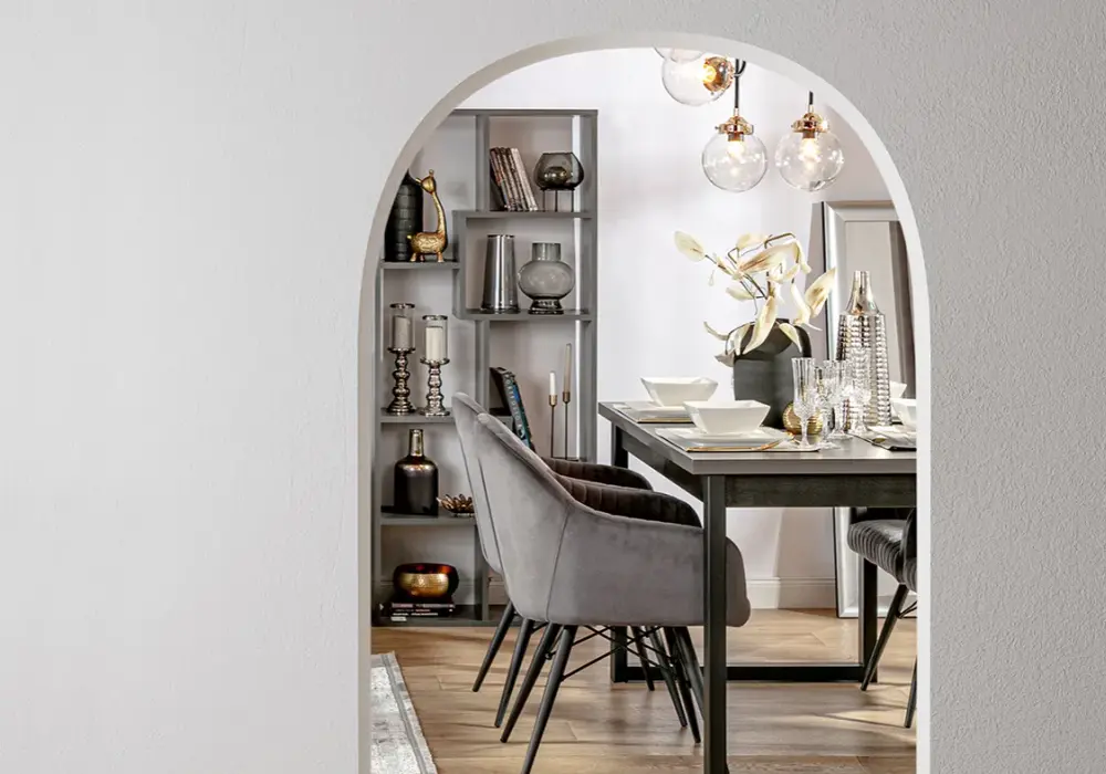 Jak ozdobić łuk w salonie - 7 stylowych pomysłów, które zachwycą