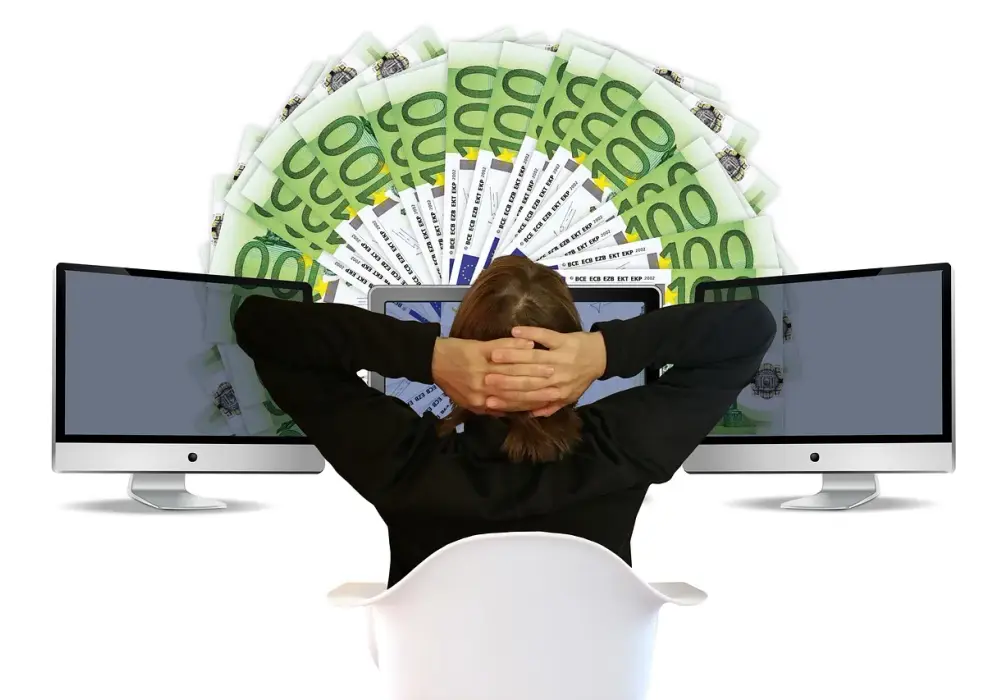 Turnieje online z nagrodami przekraczającymi 95 mln euro – jak działają i kto może wziąć udział?