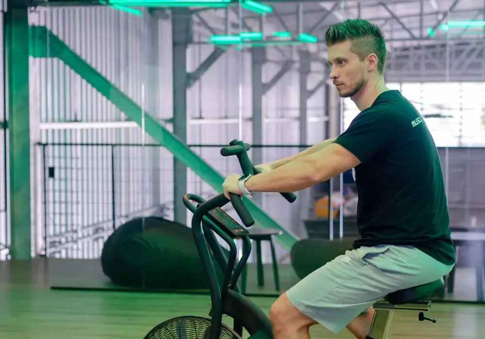 Jak ustawić rower stacjonarny: 7 kroków do komfortowego treningu