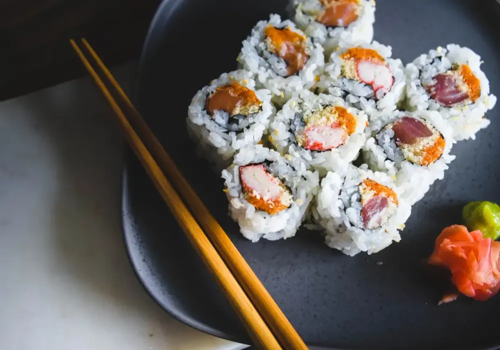 Czy sushi tuczy? Kaloryczność, składniki i zdrowe wybory dla Ciebie