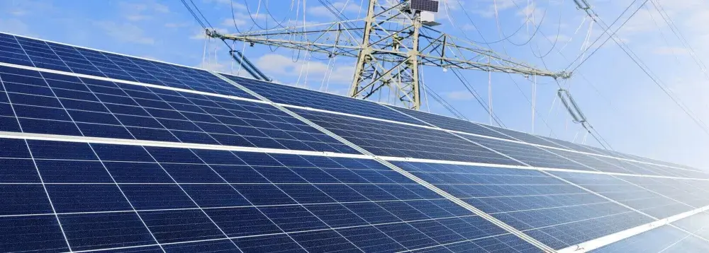 Ile prądu wytwarza panel słoneczny? Oblicz wydajność i oszczędzaj na energii