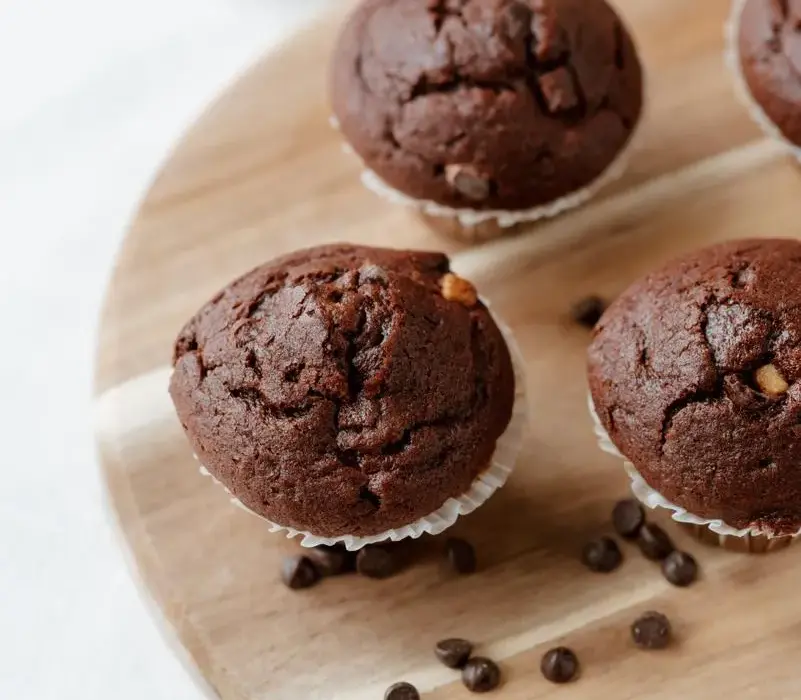 Ile czasu piec muffinki? Sprawdź, jak uniknąć błędów i upiec je idealnie