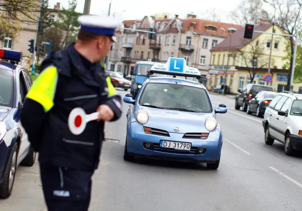 Czy kursant może dostać mandat? Oto co warto wiedzieć, aby uniknąć kar
