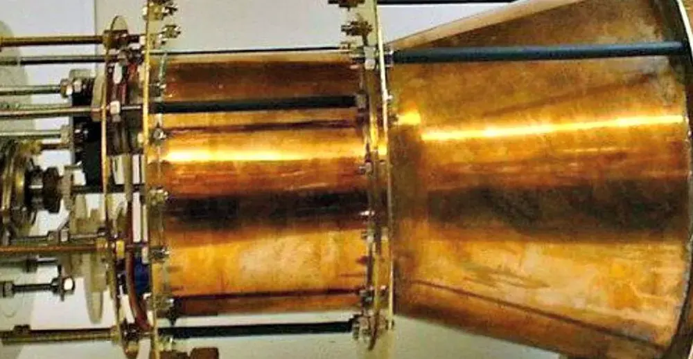 Silnik który przeczy prawom fizyki: jak działa EmDrive i jego kontrowersje