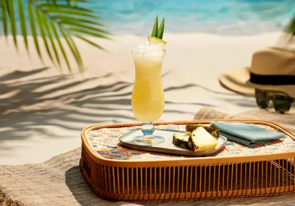 Pyszny przepis na piña colada z rumem, który musisz spróbować
