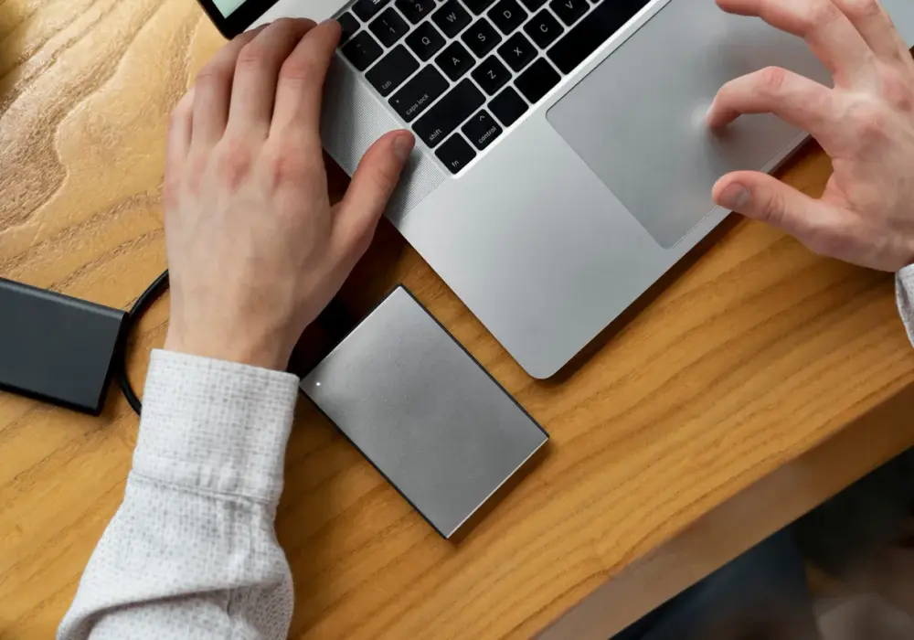 Najlepsze zamienniki pendrive - Szybkie i funkcjonalne opcje do przechowywania danych