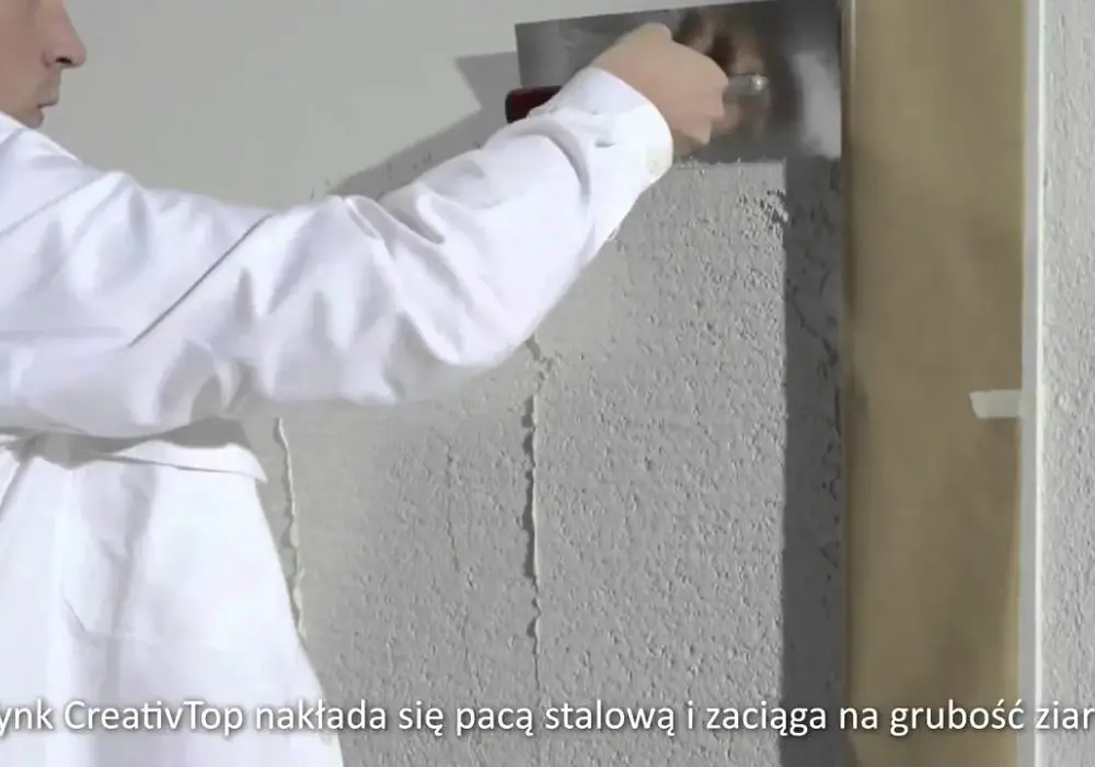 Jak zacierać tynk akrylowy, aby uniknąć nierówności i uzyskać gładkość