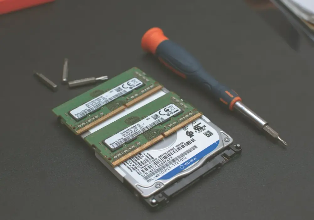 Co zrobić jeśli laptop nie chce się włączyć? Skuteczne rozwiązania problemów