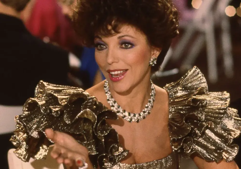 Styl Alexis Carrington: Jak odtworzyć ikoniczny look z Dynastii?