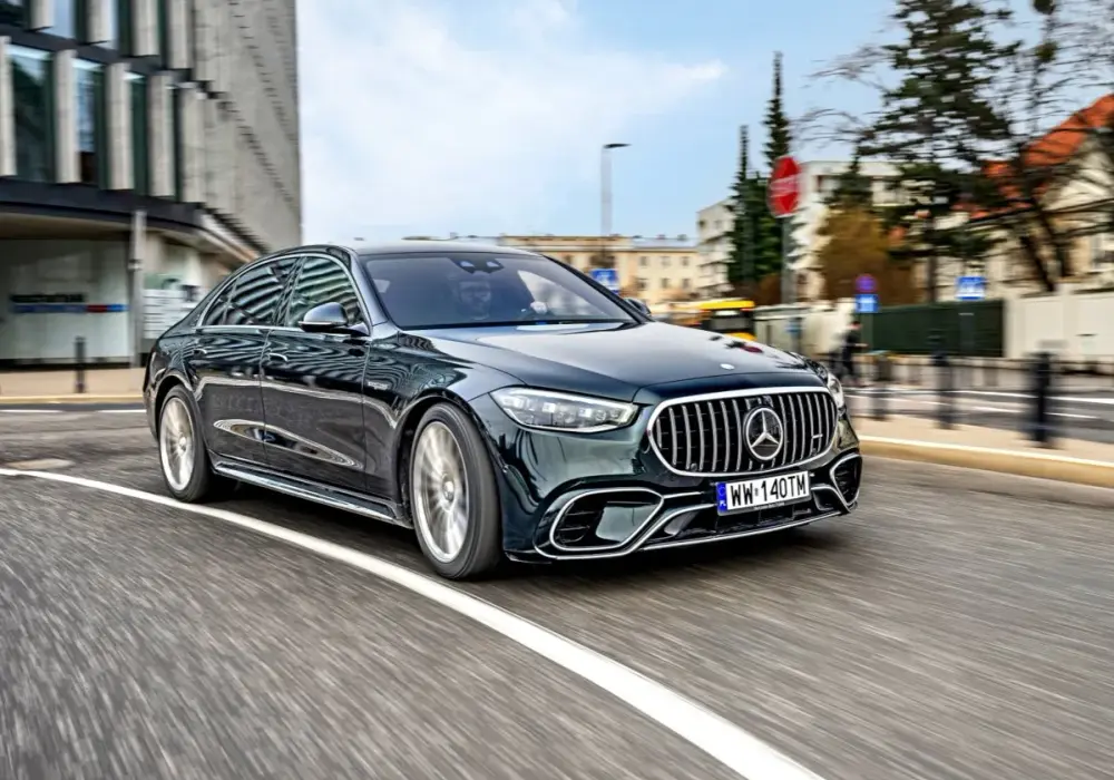 Mercedes-Benz S 63 AMG - moc, osiągi i porównania modeli