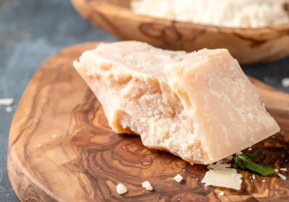 Grana Padano a Parmezan - Różnice, zastosowanie, wybór