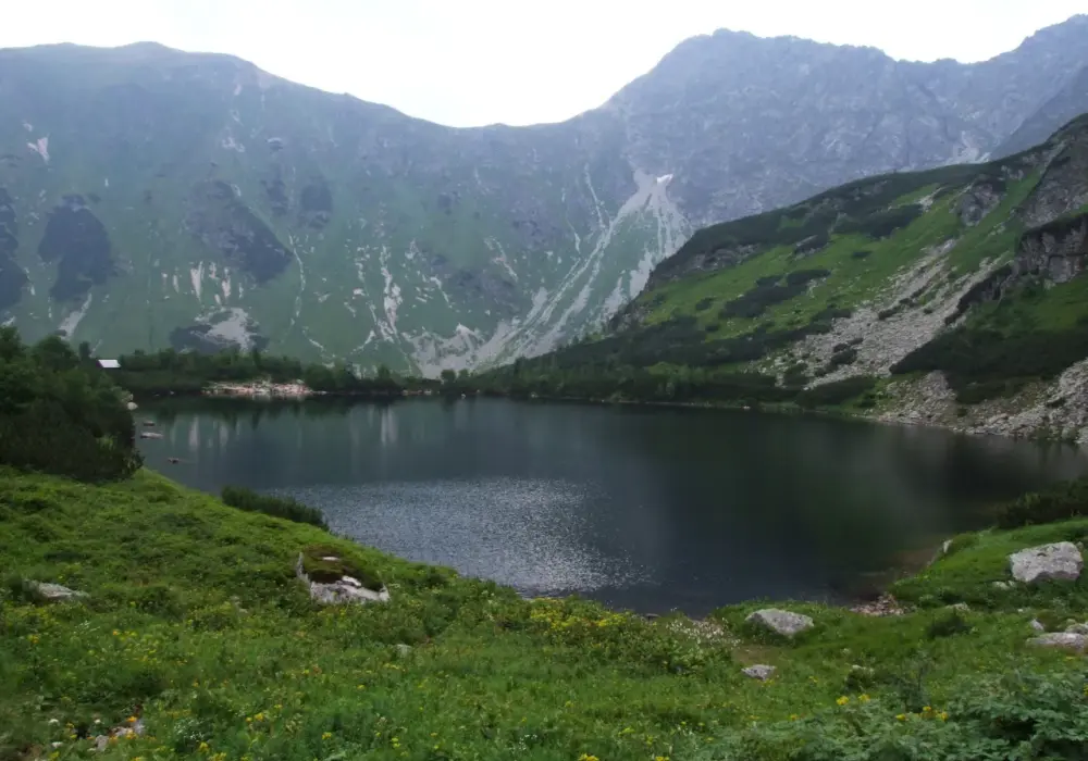 Jezioro cyrkowe - jak powstaje i gdzie je zobaczyć?