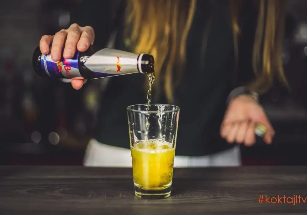 Drinki z Red Bullem - Przepisy na imprezowe hity i mocktaile