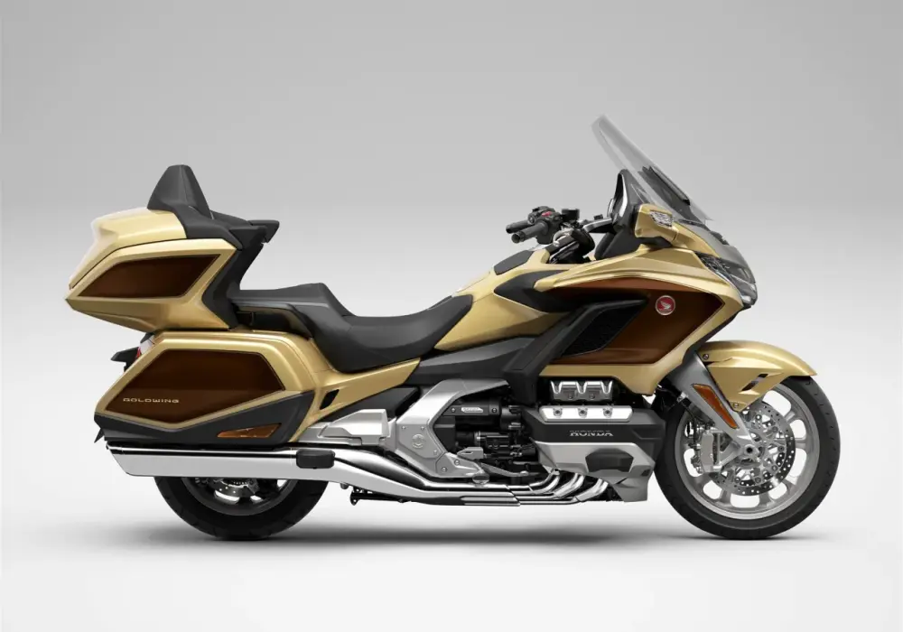 Honda Gold Wing 2026 - Ceny, dane i którą wersję wybrać?