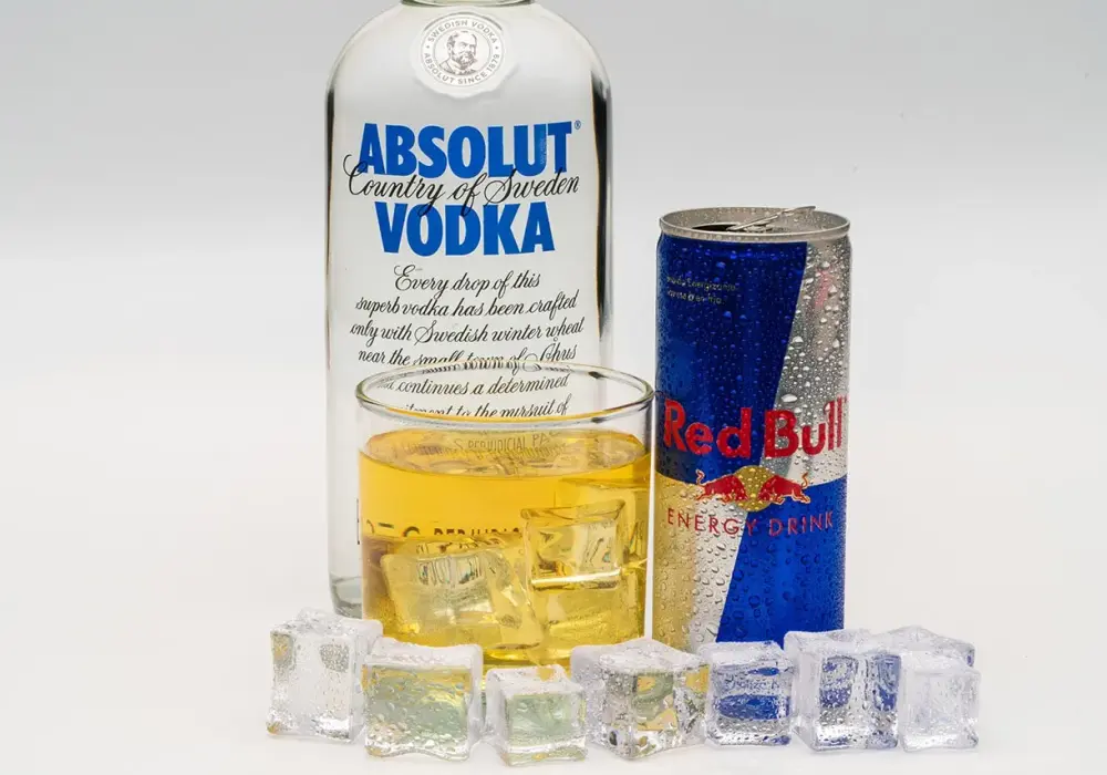 Drinki z energetykiem - Przepisy, bezpieczeństwo, inspiracje