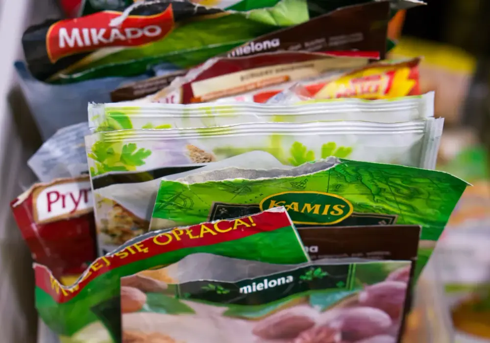 Jak prawidłowo wyrzucić opakowanie po przyprawach? Prosty sposób na ekologiczną utylizację