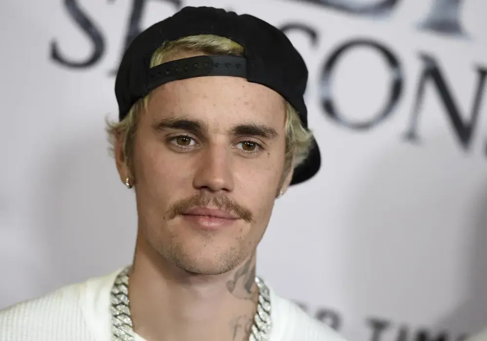 Ile lat ma Justin Bieber? Wiek a ewolucja kariery