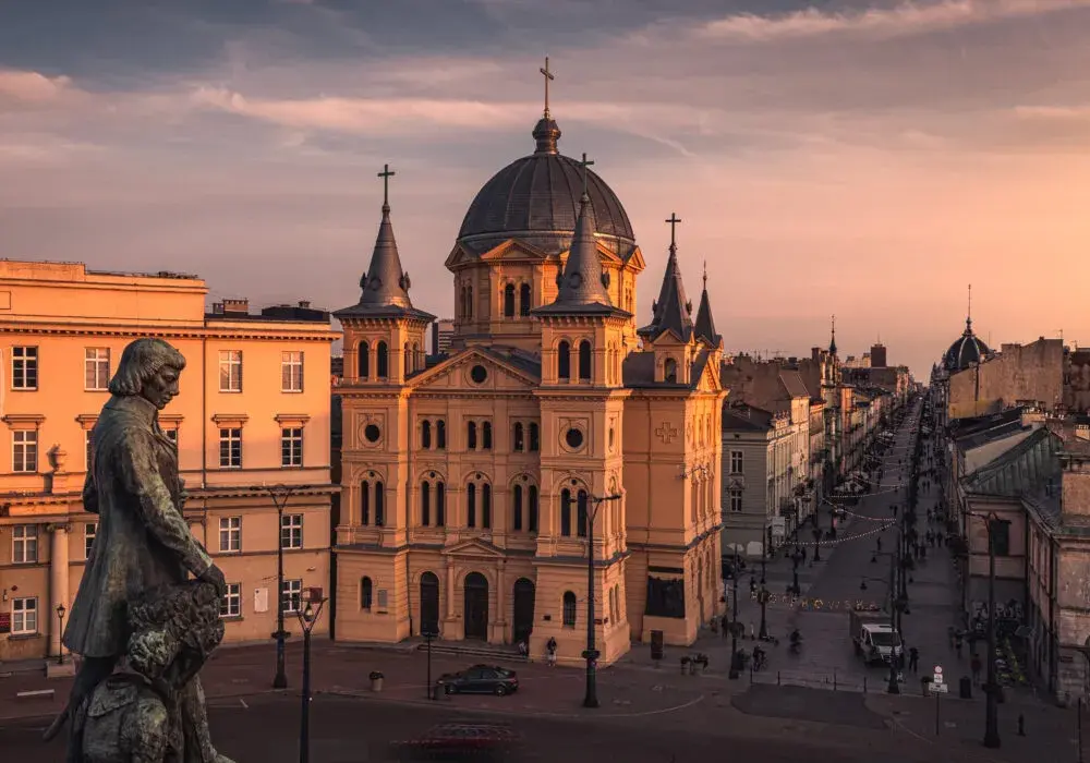 Główna ulica Łodzi: Przewodnik po atrakcjach