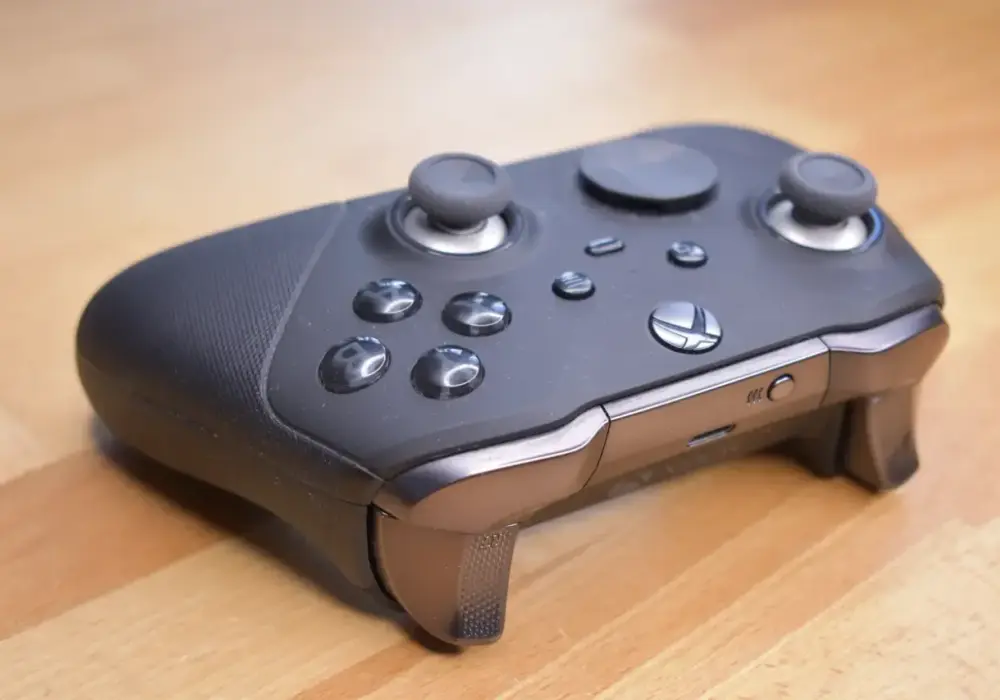 Pad Xbox One nie działa? Podłącz i sparuj go w 2 minuty!