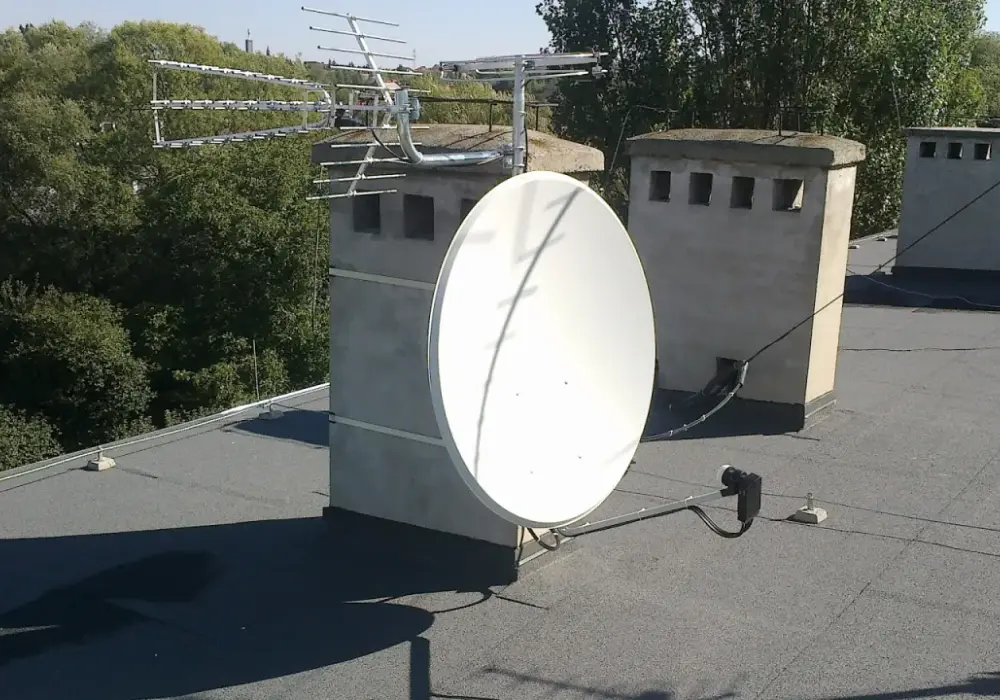 Jak ustawić antenę satelitarną na Hot Bird - Poradnik