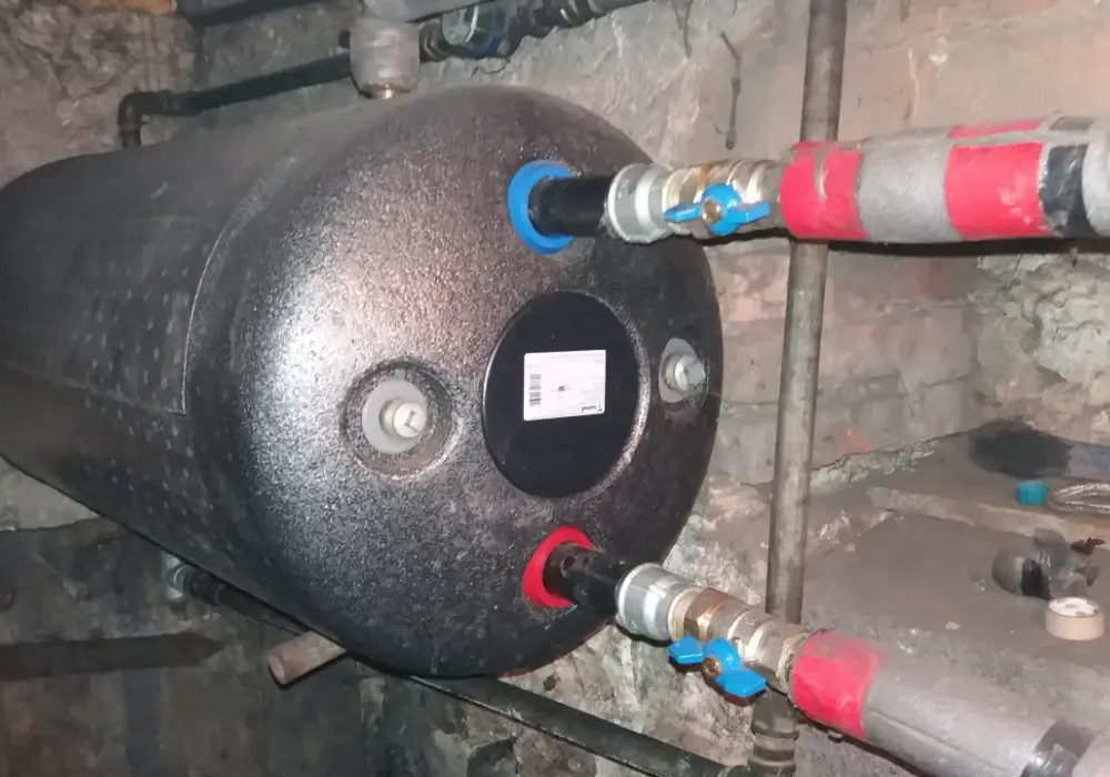 Jak podłączyć bojler z wężownicą - krok po kroku do bezpiecznej instalacji