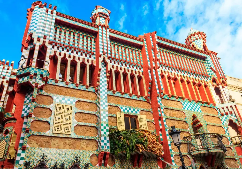 Z czego słynie Hiszpania? Architektura, tapas i fiesty
