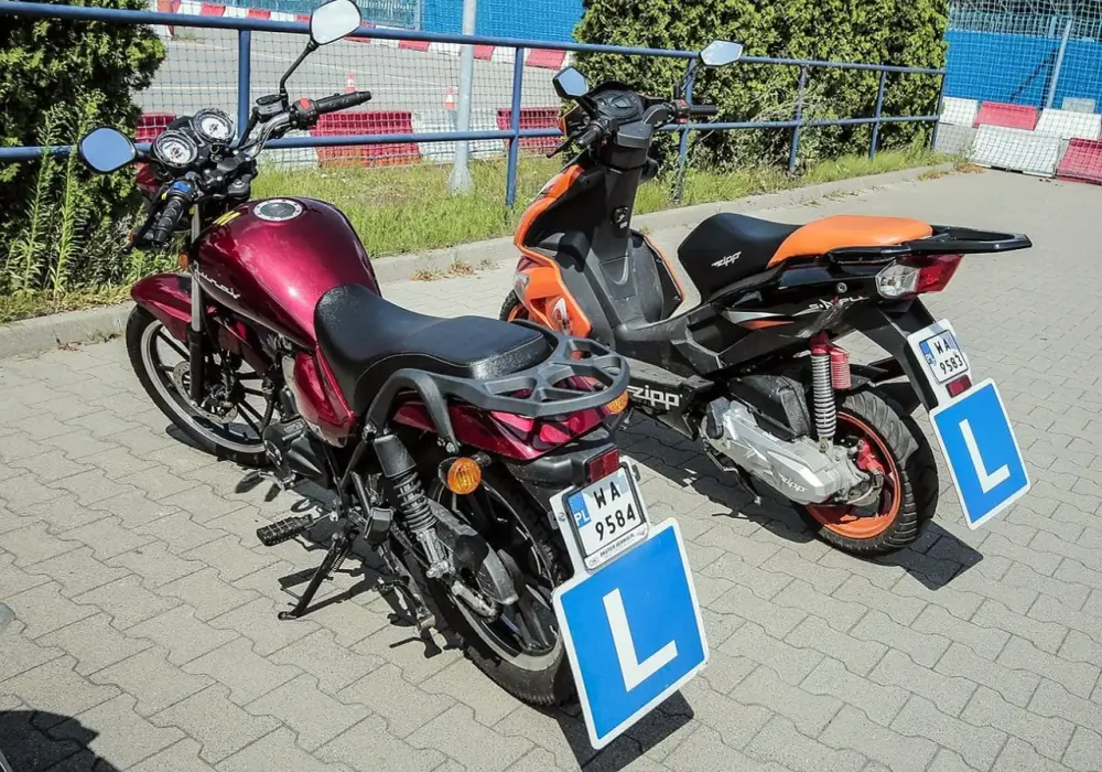Ile kosztuje prawo jazdy AM i co składa się na cenę?