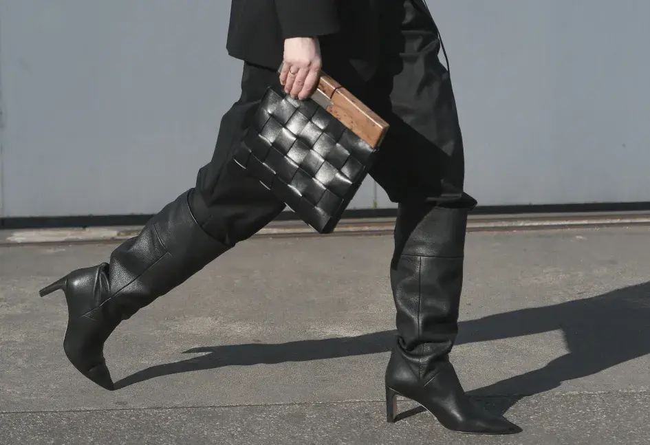 Kozaki dla kobiet z grubszą łydką – jakie modele wybrać?
