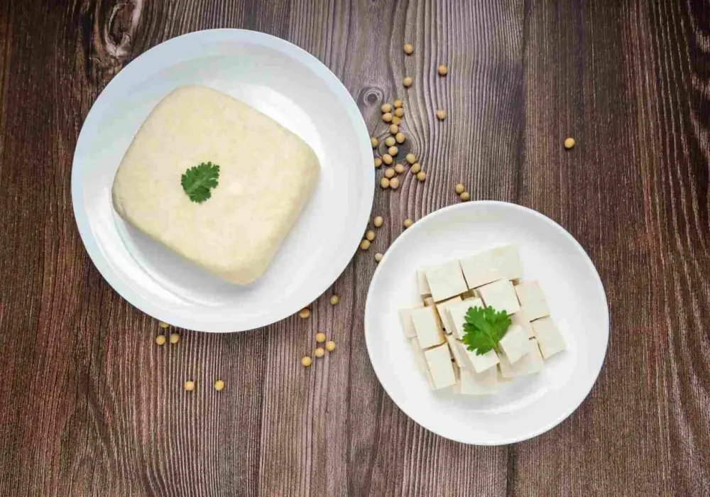  Jak jeść tofu? 7 smakowitych pomysłów na wędzone i niewędzone tofu