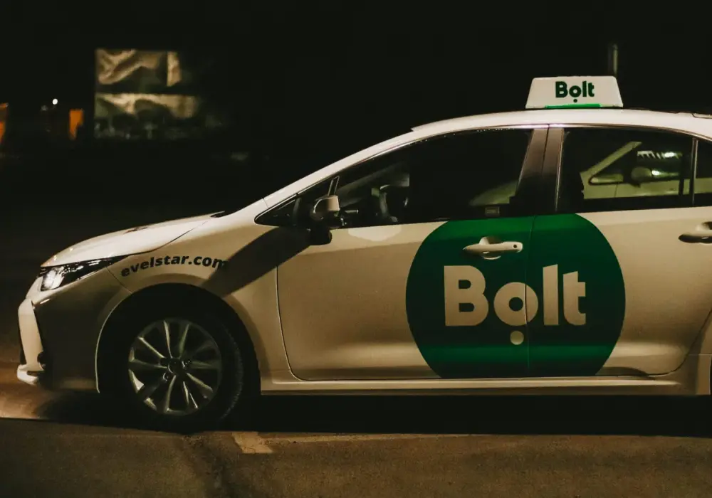 Praca Bolt - Jak zostać kierowcą i czy to się opłaca?