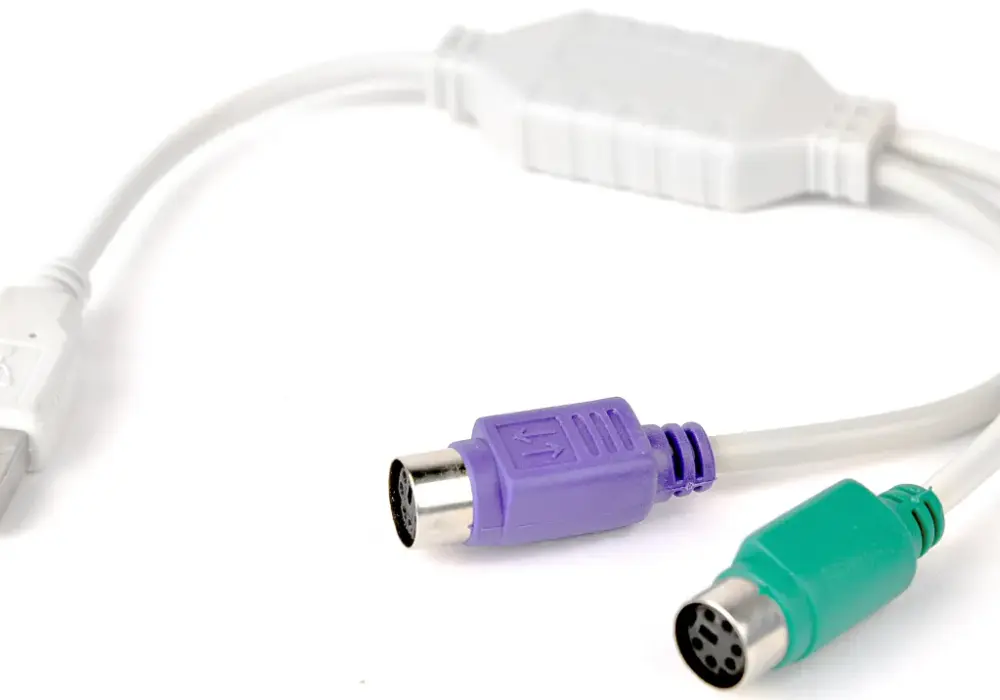 Podłącz starą myszkę PS/2 do USB: Aktywny czy pasywny adapter?