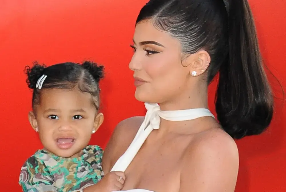 Kylie Jenner dzieci - Co wiesz o Stormi i Aire?