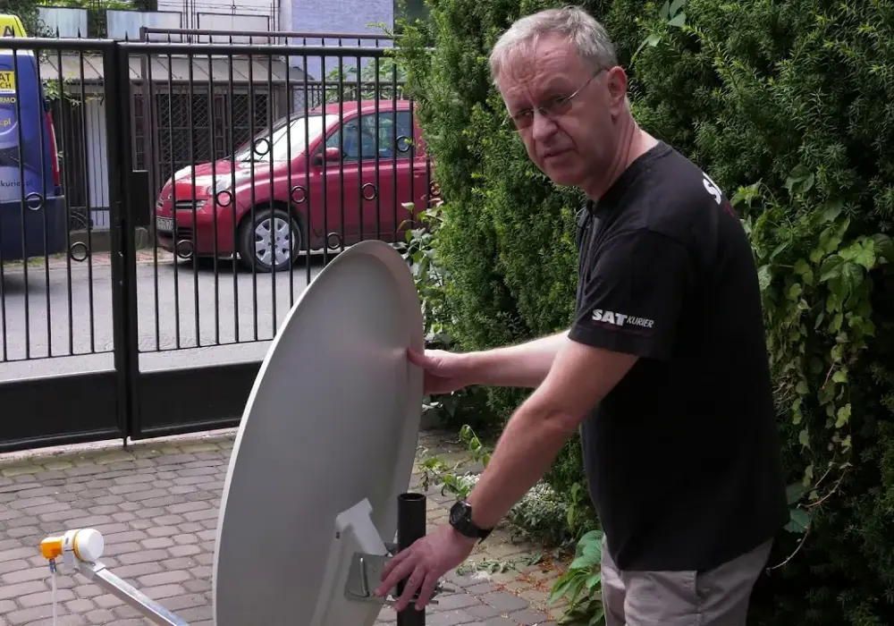Jak skutecznie ustawić antenę na Hot Bird 13E, aby uniknąć problemów