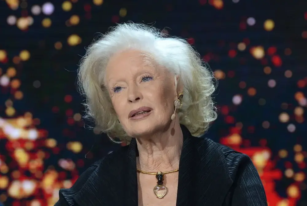 Ile lat ma Beata Tyszkiewicz? Sprawdź wiek legendy kina