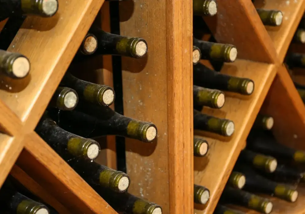 Jak zrobić regał na wino - proste kroki i najlepsze materiały