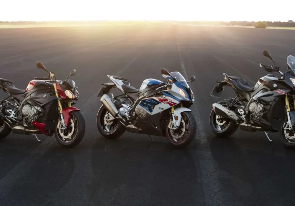 BMW XR - S 1000 XR vs M 1000 XR. Który wybrać w Polsce?
