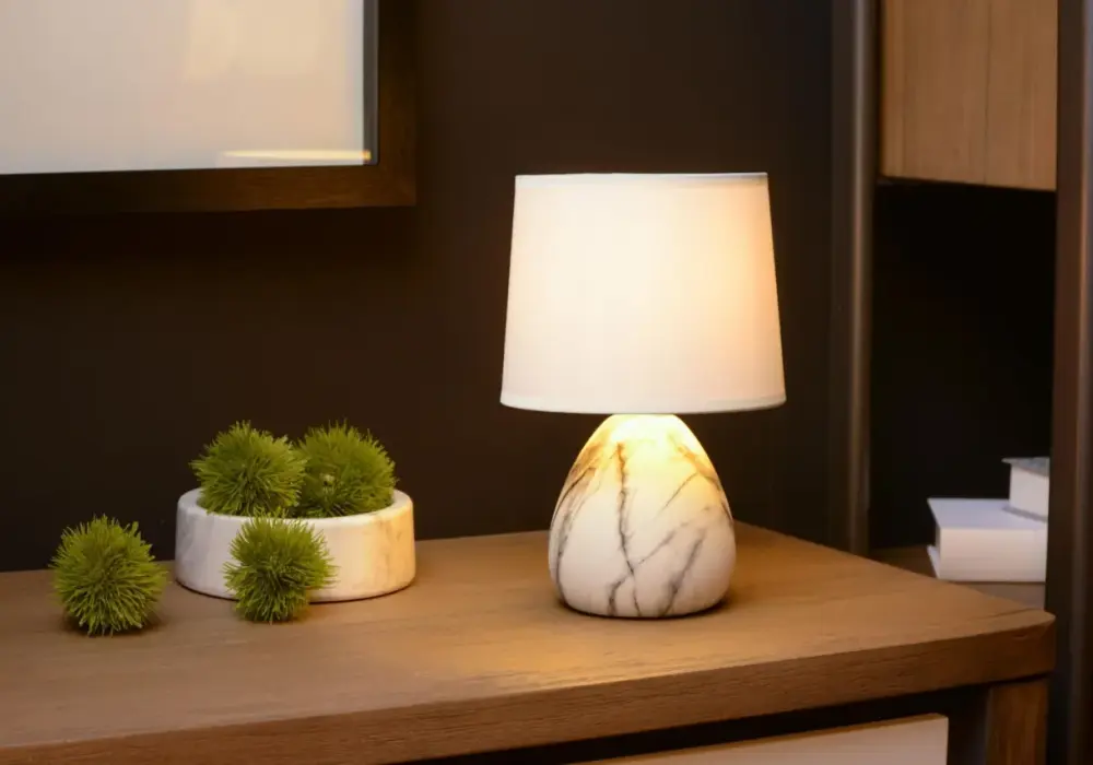 Lampa ceramiczna stołowa: jak wybrać idealną? Poradnik
